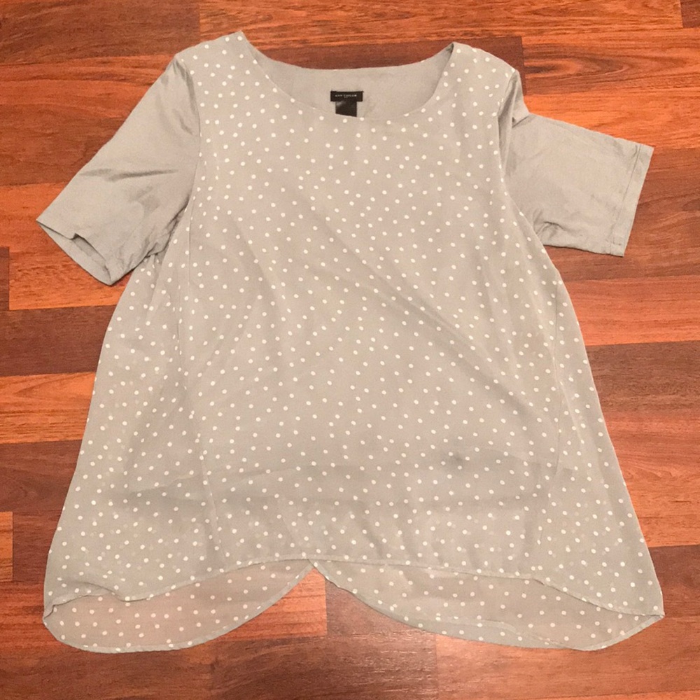 Tulip hem polka dot top